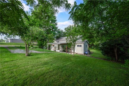 411 Harmony Rd, Baden, PA, 15005-2028 | Card Image