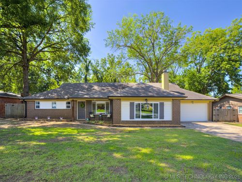 3609 Dana Dr, Bartlesville, OK, 74006-6602 | Card Image