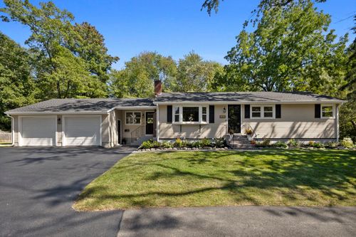 146 Helen Dr, Marlborough, MA, 01752-2781 | Card Image