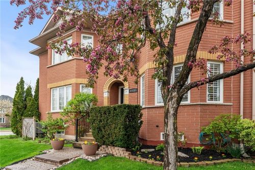 2130 Forest Gate Pk, Oakville, ON, L6M4B4 | Card Image
