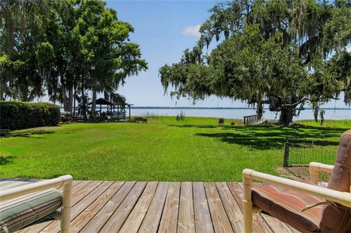 32805 Lake Eustis Dr, Tavares, FL, 32778-5209 | Card Image