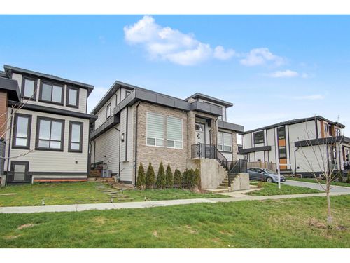 16685 15a Ave, Surrey, BC, V3Z9M4 | Card Image