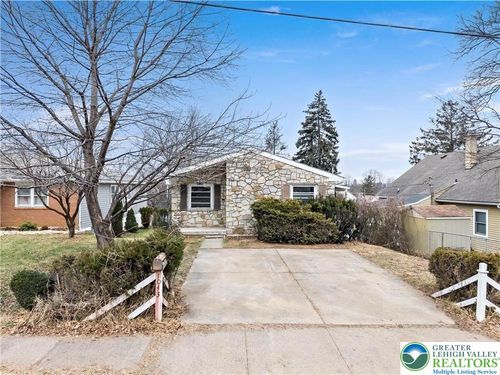 1043 W Erie St, Allentown, PA, 18103-6649 | Card Image