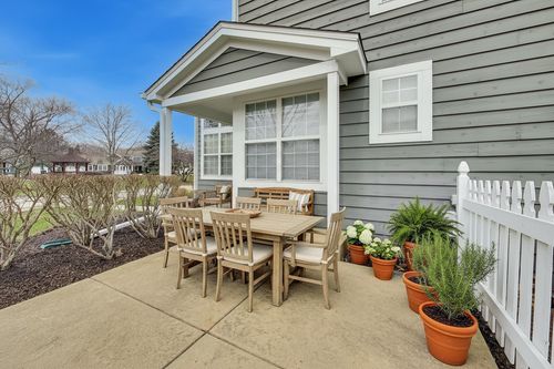 1117 Mckay Circle, Grayslake, IL, 60030 | Card Image