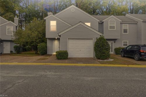 55 Madison Chase, Hampton, VA, 23666-6117 | Card Image
