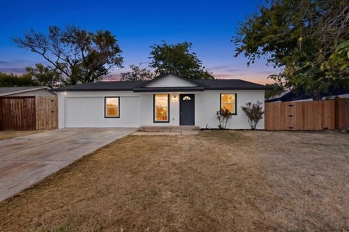 14405 Horseshoe Trl, Balch Springs, TX, 75180-4161 | Card Image