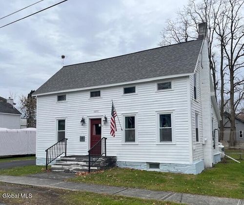9 Academy St, Salem, NY, 12865-7700 | Card Image