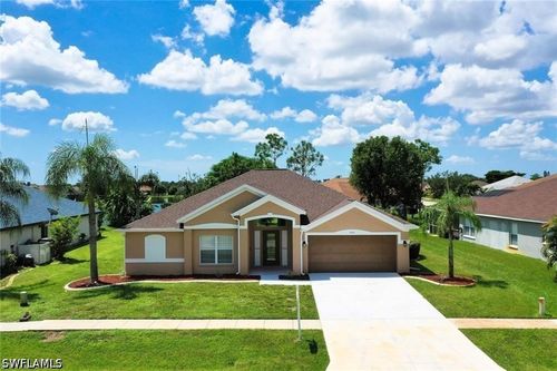 4601 Varsity Cir, LEHIGH ACRES, FL, 33971-2064 | Card Image