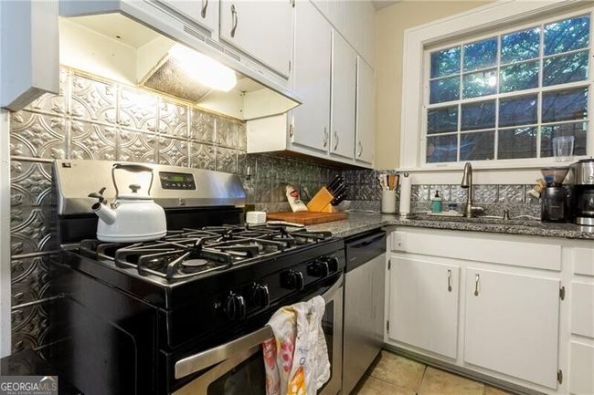 B - 1001 Amsterdam Ave Ne, Home with 2 bedrooms, 1 bathrooms and null parking in Atlanta GA | Image 16