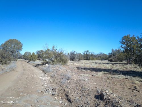 28-137 Cattle Drive, Ash Fork, AZ, 86320 | Card Image