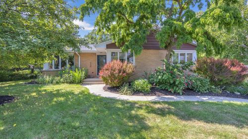 1934 Manor Parkway, Sheboygan, WI, 53083 | Card Image