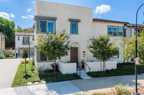 619 Townsend Way, San Marcos, CA, 92078-1213 | Card Image