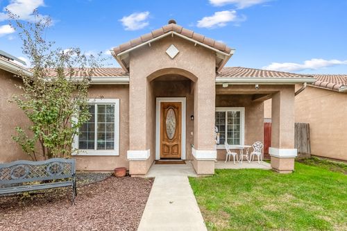 1833 Arneis Ave, Tulare, CA, 93274-7837 | Card Image