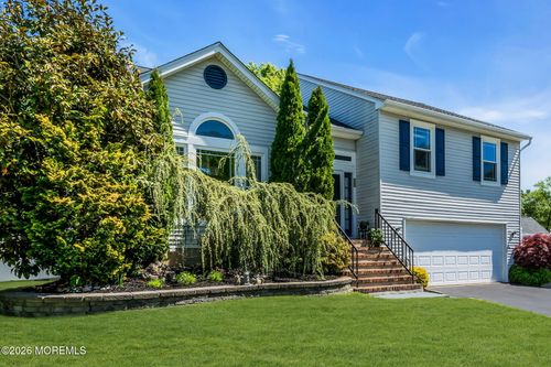 29 Marc Dr, Howell, NJ, 07731-1582 | Card Image