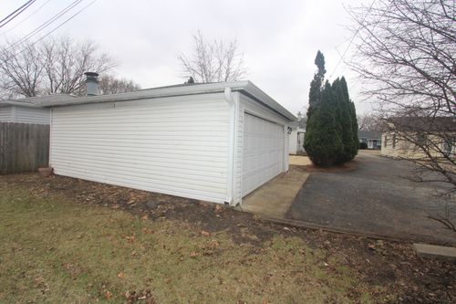 1355 Morgan St, Joliet, IL, 60436-1463 | Card Image