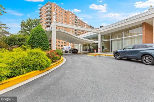 apt-801w-4201 Cathedral Ave Nw, WASHINGTON, DC, 20016-4979 | Card Image