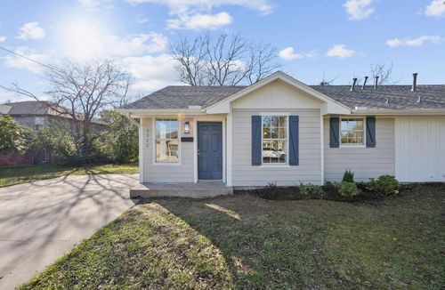 2222 N Hickory St, Sherman, TX, 75092-2734 | Card Image