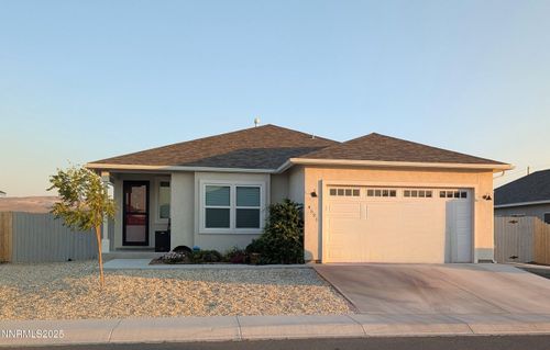 4521 Madison Rd, Fernley, NV, 89408-9313 | Card Image