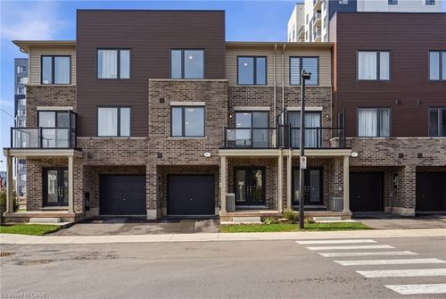 34 Dryden Lane, Hamilton, ON, L8H0B6 | Card Image