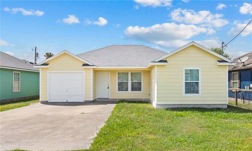 534 Military Dr, Corpus Christi, TX, 78418-4223 | Card Image