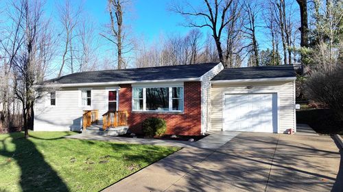 670 Fuhrer Ave, Mansfield, OH, 44904 | Card Image