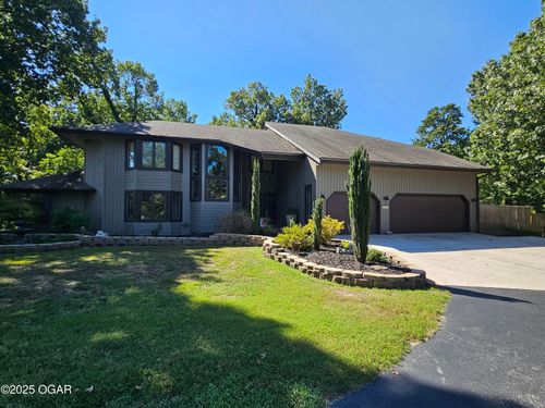 13225 Oakwood Trail Rd, Neosho, MO, 64850-7887 | Card Image