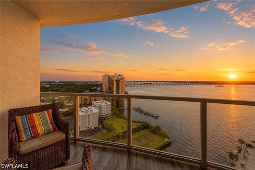 2205-3000 Oasis Grand Blvd, FORT MYERS, FL, 33916-1642 | Card Image