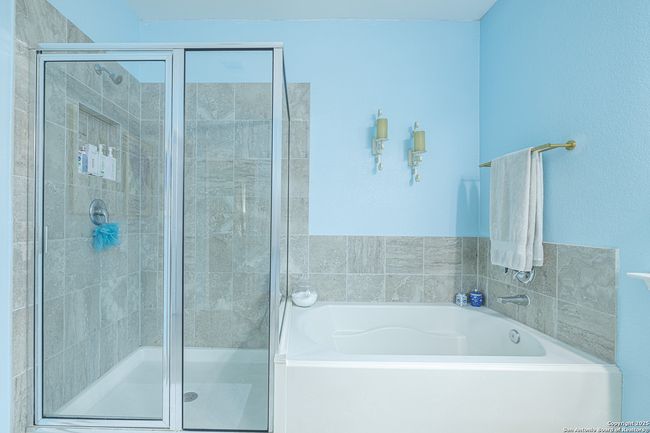 2705 Merlin Ln, House other with 3 bedrooms, 2 bathrooms and null parking in Pearland TX | Image 27
