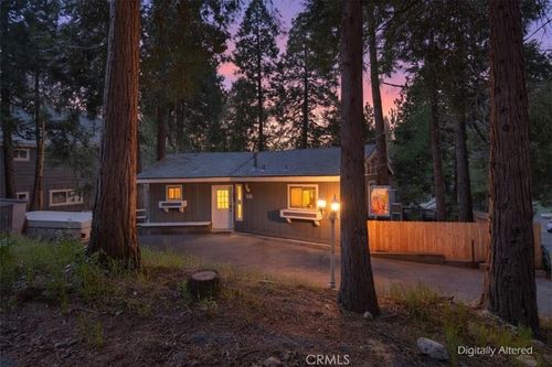 770 Berne Dr, Crestline, CA, 92325-9601 | Card Image