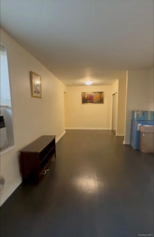 2f-2710 Parsons Blvd, Flushing, NY, 11354-1311 | Card Image