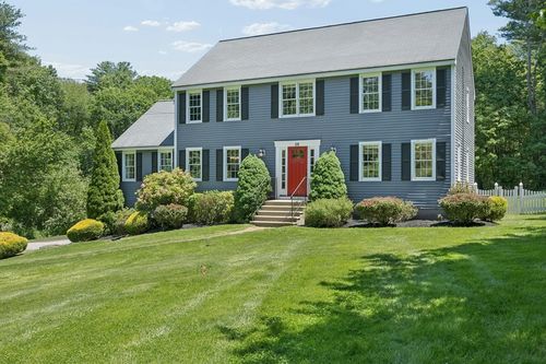 28 Whitman St, Stow, MA, 01775-1309 | Card Image