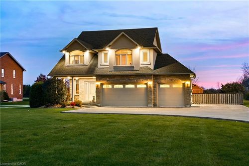 8036 Sheridan Crt, Grassie, ON, L0R1M0 | Card Image