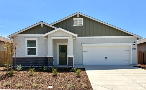 4504 Santa Fe St, Riverbank, CA, 95367-2584 | Card Image