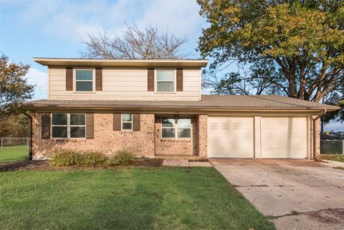 106 Apache Ct, Waxahachie, TX, 75165-1401 | Card Image