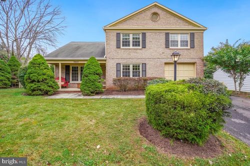 9405 Five Logs Way, MONTGOMERY VILLAGE, MD, 20886-3132 | Card Image