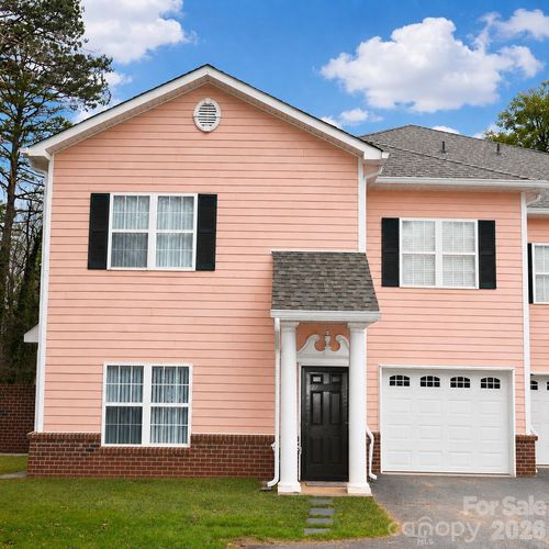 1360 21st Ave Ne, Hickory, NC, 28601-1618 | Card Image