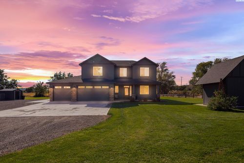 5103 E Tilstra Rd, Benton City, WA, 99320-8683 | Card Image