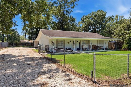 13900 Achord Ln, Walker, LA, 70785-8005 | Card Image