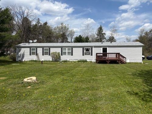 325 Center Ct, Wisconsin Dells, WI, 53965 | Card Image