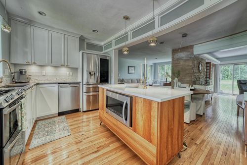 15005 Wisconsin Avenue, Elm Grove, WI, 53122 | Card Image