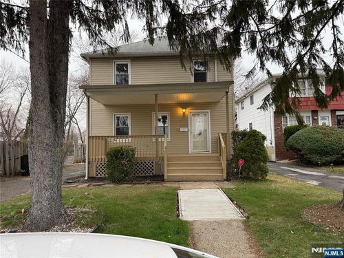 1127 Earle Pl, Plainfield, NJ, 07062-1423 | Card Image