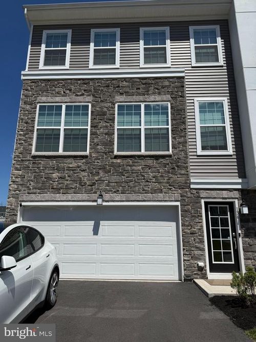 136 Ada Hightower Ave, PENNINGTON, NJ, 08534-3006 | Card Image