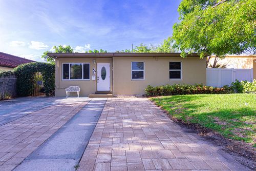 429 Summa St, West Palm Beach, FL, 33405-4839 | Card Image