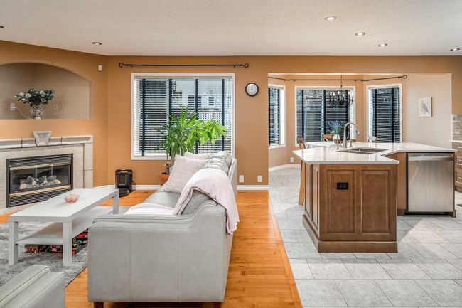 69 Millview Pk Sw, House other with 5 bedrooms, 4 bathrooms and 4 parking in Calgary AB | Image 6