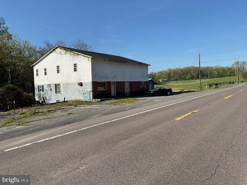 7330 Bloomery Pike, PAW PAW, WV, 25434-8830 | Card Image