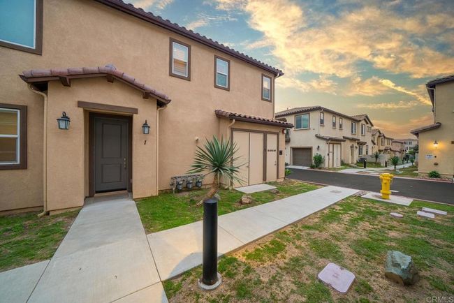 UNIT-1 - 1711 Cal Orchid Pl, Condo with 2 bedrooms, 2 bathrooms and 1 parking in Chula Vista CA | Image 32