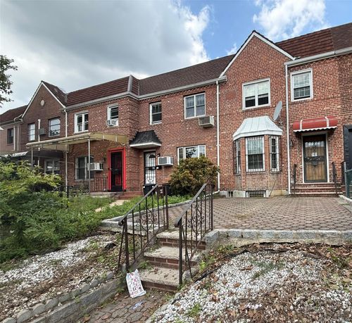 14449 75th Avenue, New York, NY, 11367 | Card Image
