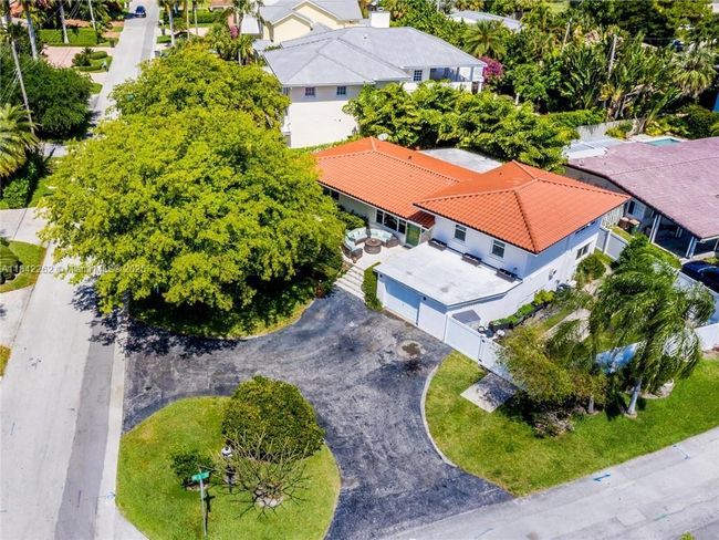 2616 26 Th Ave, House other with 4 bedrooms, 3 bathrooms and null parking in Lighthouse Point FL | Image 30