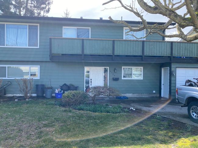 4726 45 A Avenue, House other with 4 bedrooms, 2 bathrooms and 4 parking in Delta BC | Image 1