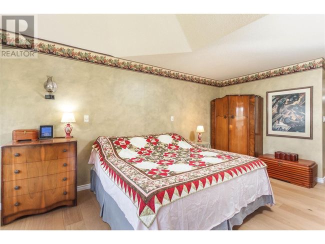 6655 Cosens Bay Rd, House other with 7 bedrooms, 5 bathrooms and 8 parking in Coldstream BC | Image 31